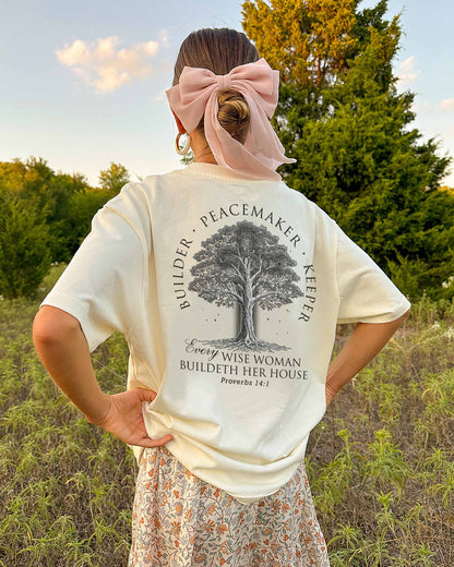 Builder • Peacemaker • Keeper – Proverbs 14:1 Christian Women's Vintage T-Shirt