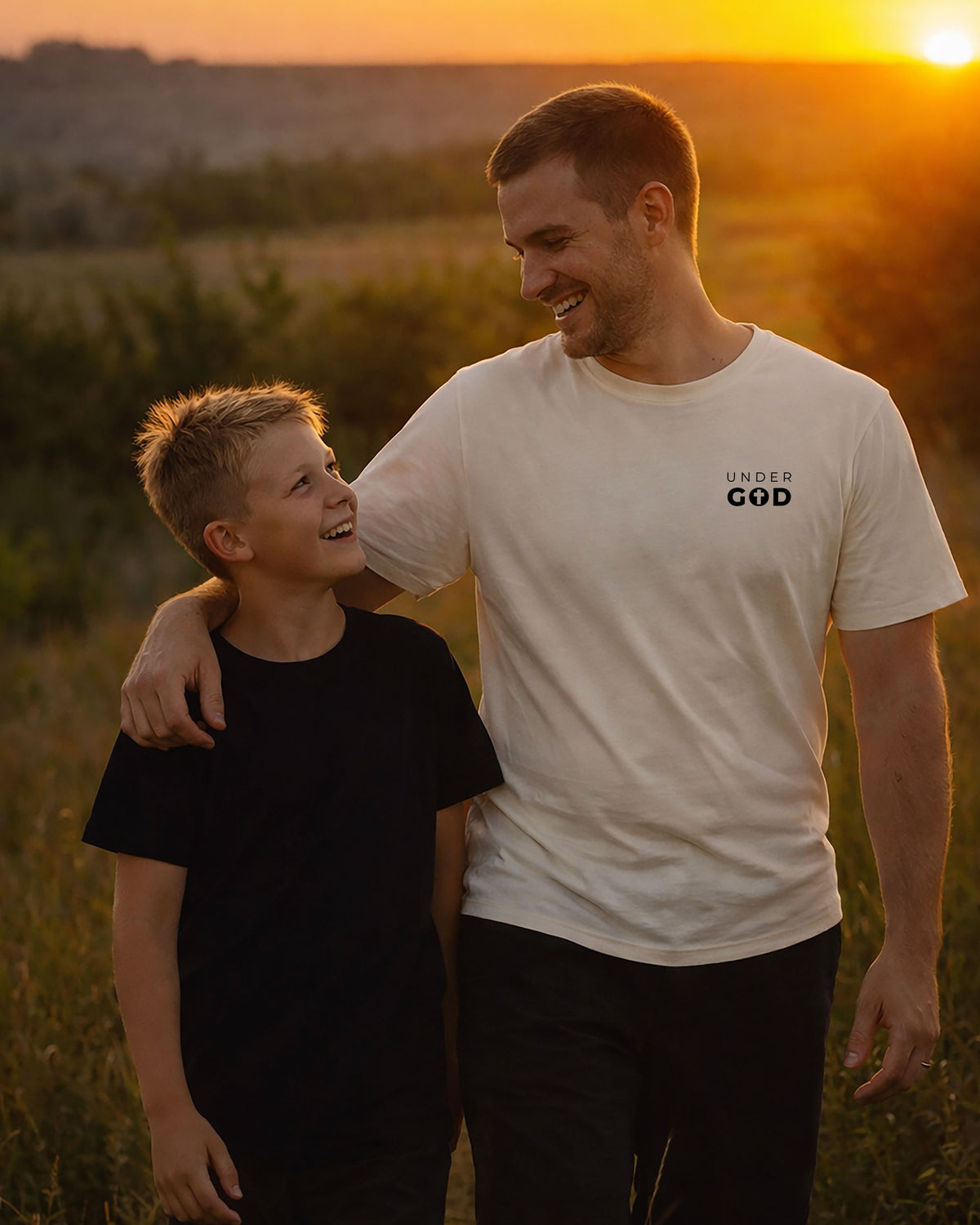 Christian Shirt for Men - Faith. Family. Fight - Father's day Gift - Nehemiah 4:14 Men’s T-Shirt